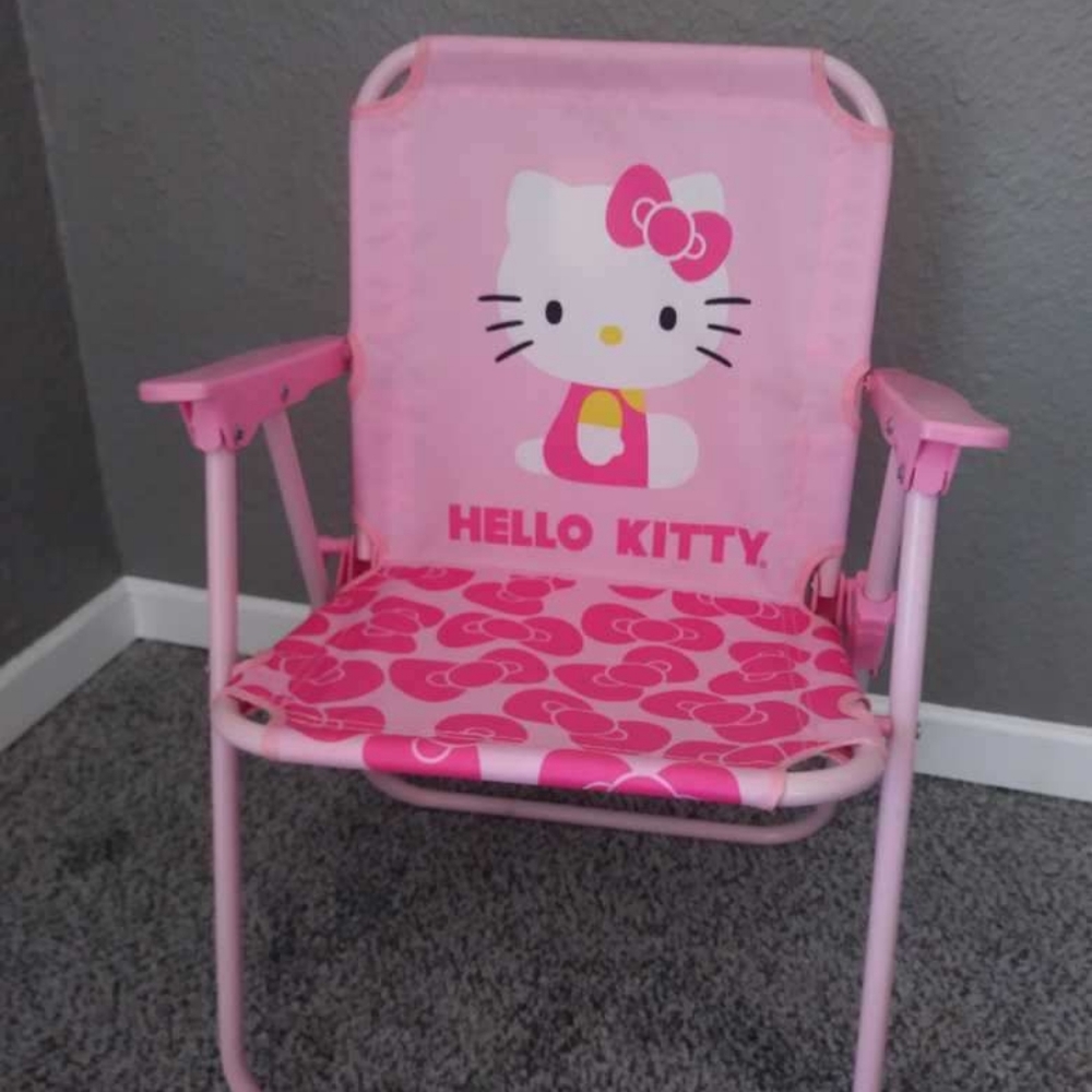 Hello Kitty folding chair